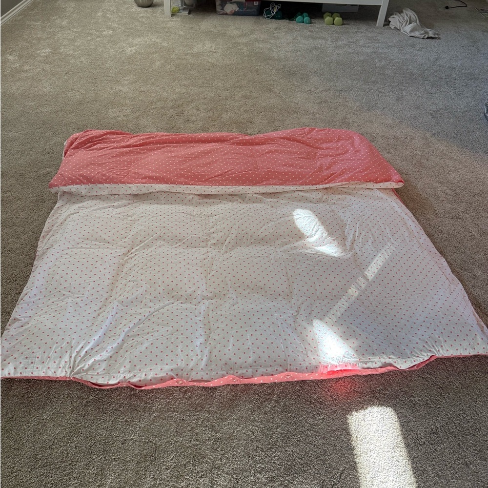 Pottery Barn Kids Coral and White Duvet Cover